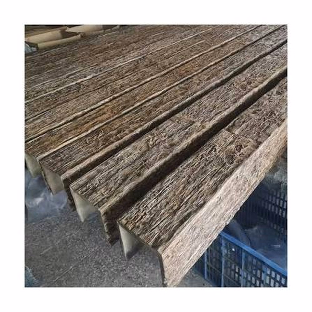 Interior Installation: fauxwoodbeams 070